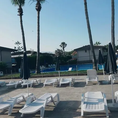 Helios Holiday Home Holiday home Campofelice Di Roccella